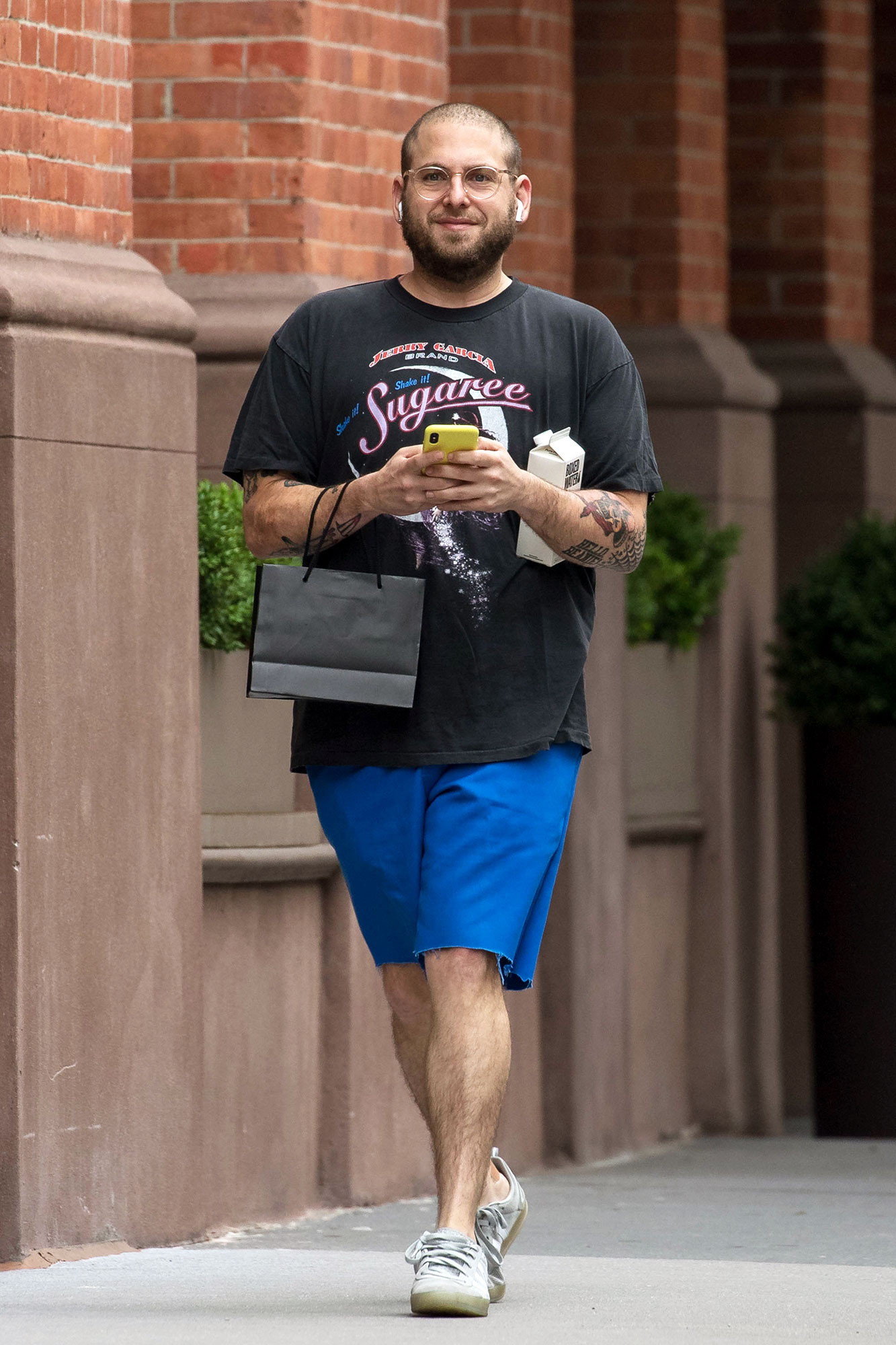 Kevin James' 2025 Weight Loss Journey: How He Shed 45 Pounds  cpe3035 -  The Tessman Company